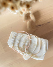 Load image into Gallery viewer, Neutral Daisy Chain