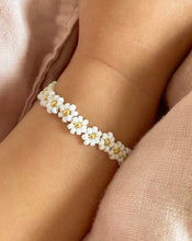 Load image into Gallery viewer, Nothin’ But Daisies