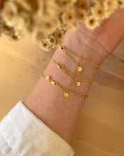 Load image into Gallery viewer, Rolo Daisy Chain