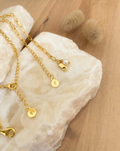 Load image into Gallery viewer, Paperclip Daisy Chain