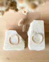 Load image into Gallery viewer, Neutral Daisy Chain