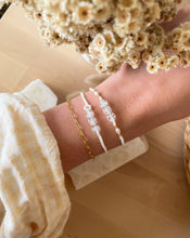 Load image into Gallery viewer, Creamy Whites