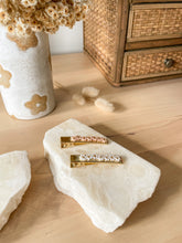 Load image into Gallery viewer, Field of Daisies Hair Clip