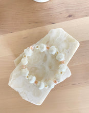 Load image into Gallery viewer, Sea Shell Dream
